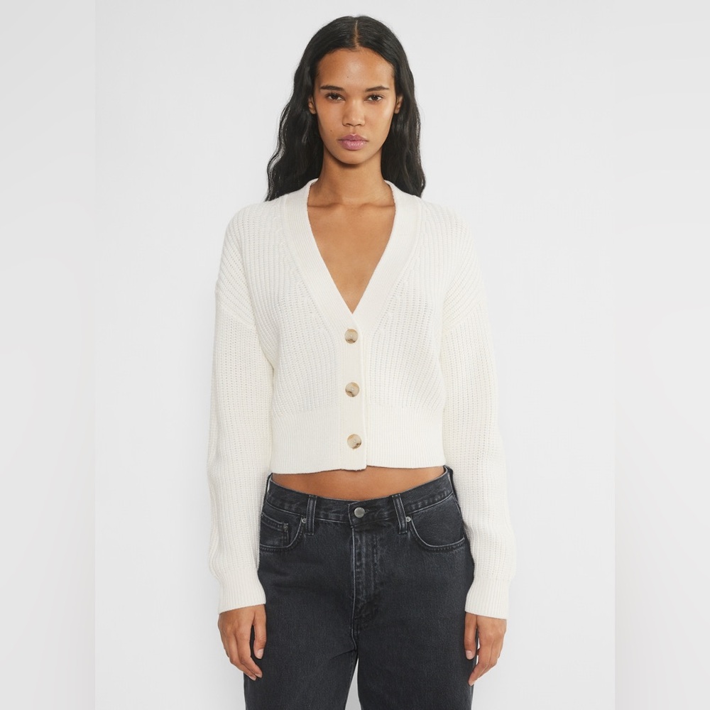 Aritzia Babaton 100% Merino Wool Cropped Canberra Knit Cardigan 2XS XXS Ivory